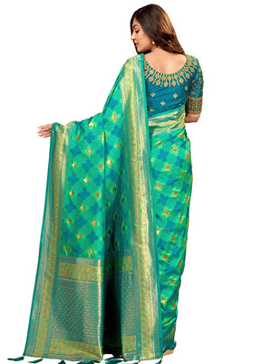 Green Spun Silk Woven Saree With Blouse Piece - Indian Silk House Agencies