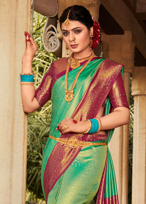 Green Kanjivaram Silk Saree With Blouse Piece - Indian Silk House Agencies