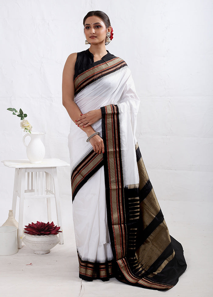 White Kanjivaram Pure Silk Saree With Blouse Piece - Indian Silk House Agencies