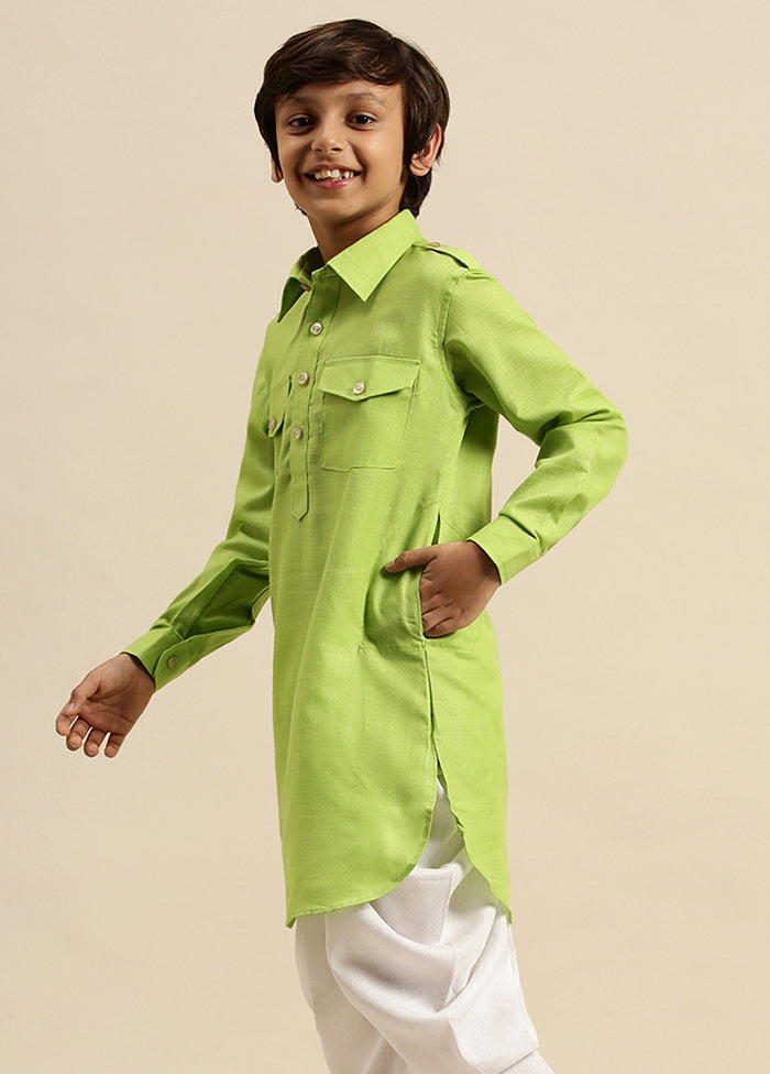 Green Cotton Solid Kurta - Indian Silk House Agencies